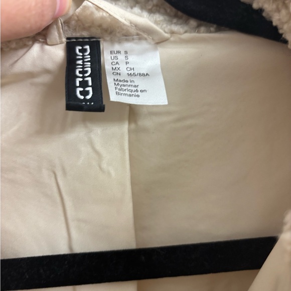 H&M Cream Sherpa Jacket - Picture 3 of 3